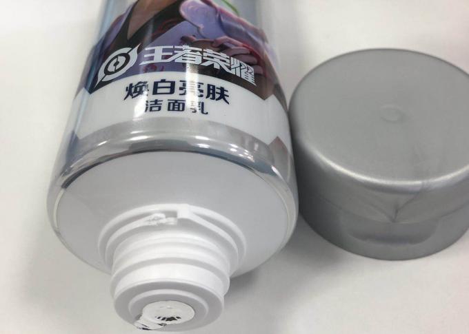 アンカ・ポイント、CAL +材料が付いているNIVEAの人の顔の洗剤の化粧品の包装の管